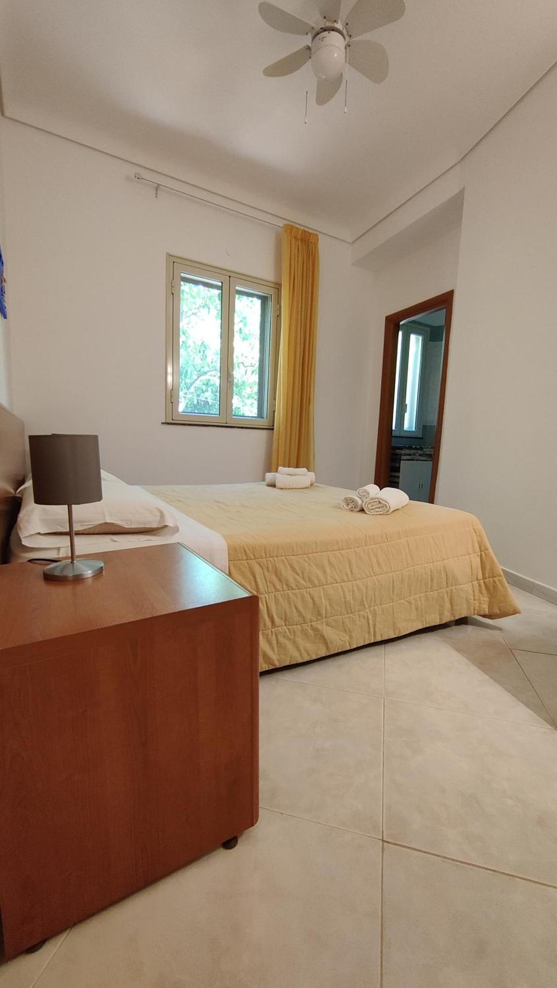 Appartamenti In Villa Polimnia Fontane Bianche Quarto foto