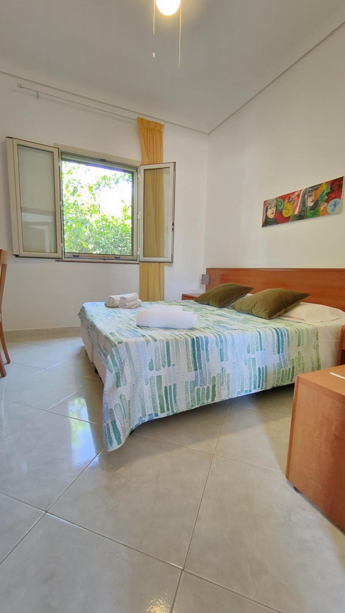 Appartamenti In Villa Polimnia Fontane Bianche Quarto foto